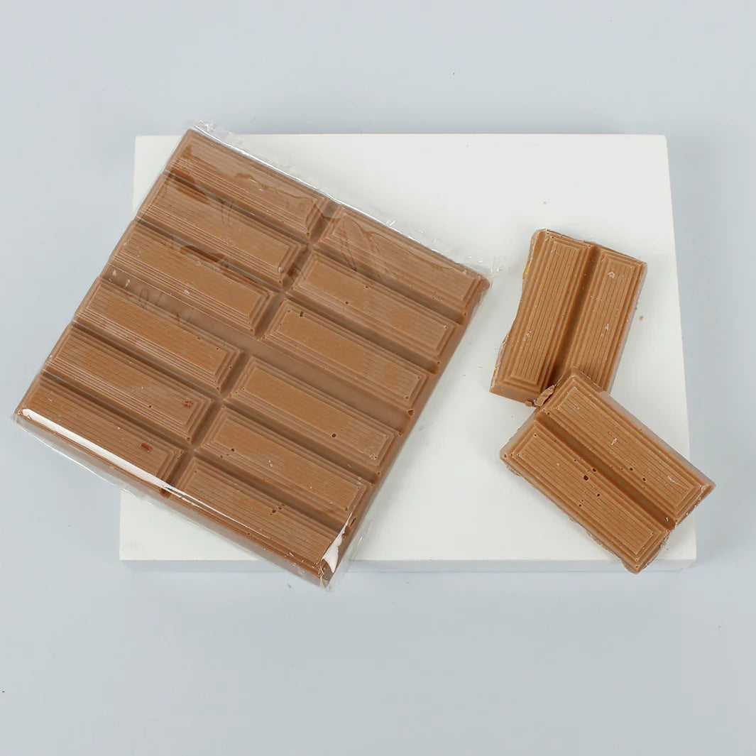 Chris Neale: Boats - Sea Salt Caramel Milk Chocolate Bar